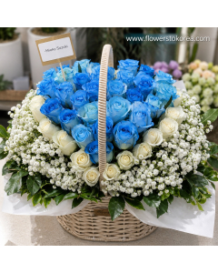 White and Blue Rose heart