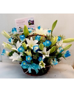 k-pop celebrity Kimseonho Blue flower basket