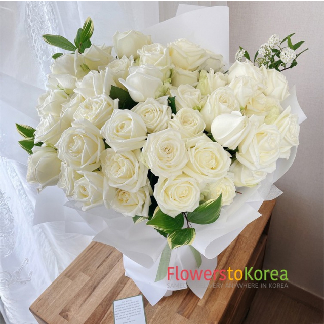 Premium White Rose Bouquet_ Pure Mind