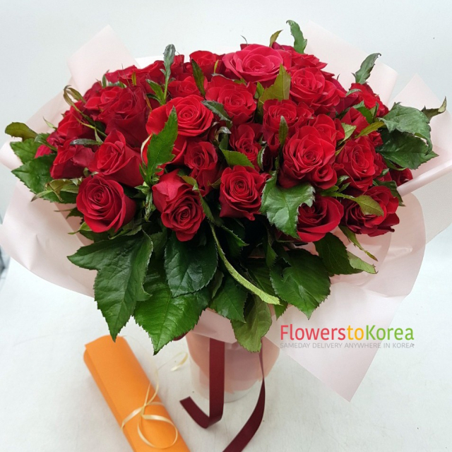Red Rose Bouquet Kisses For You