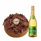 Sparkling juice and Chocolate Cake