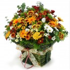 Golden Autumn chrysanthemum bouquet