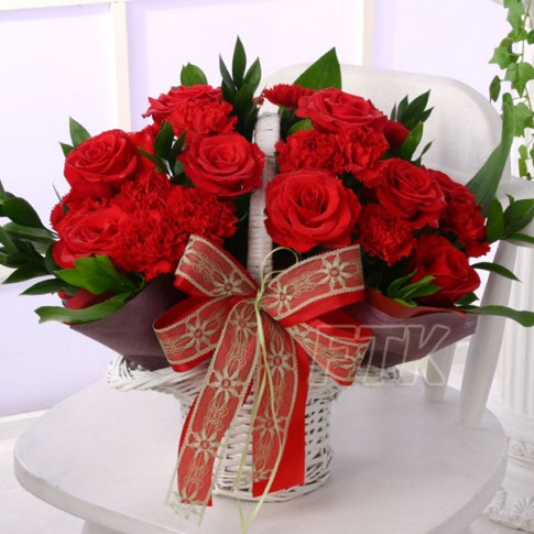 Mother of Mine Carnation & Roses