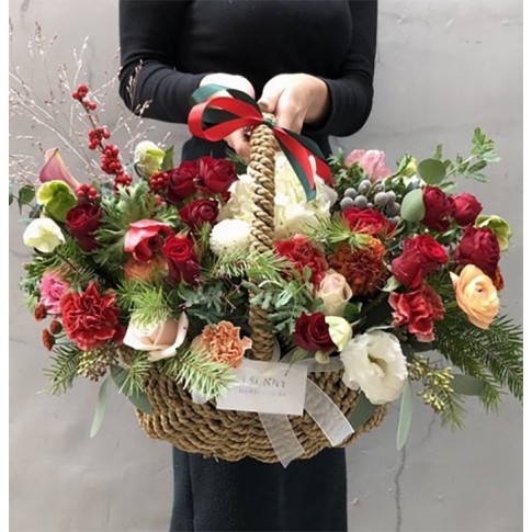 Premium Christmas flower basket