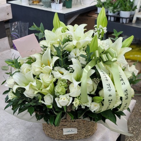 Peaceful White Lilies premium