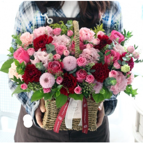 premium  Red Seasonal Flower Basket